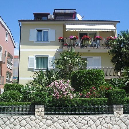 Family Apartments Ankica Crikvenica Dış mekan fotoğraf